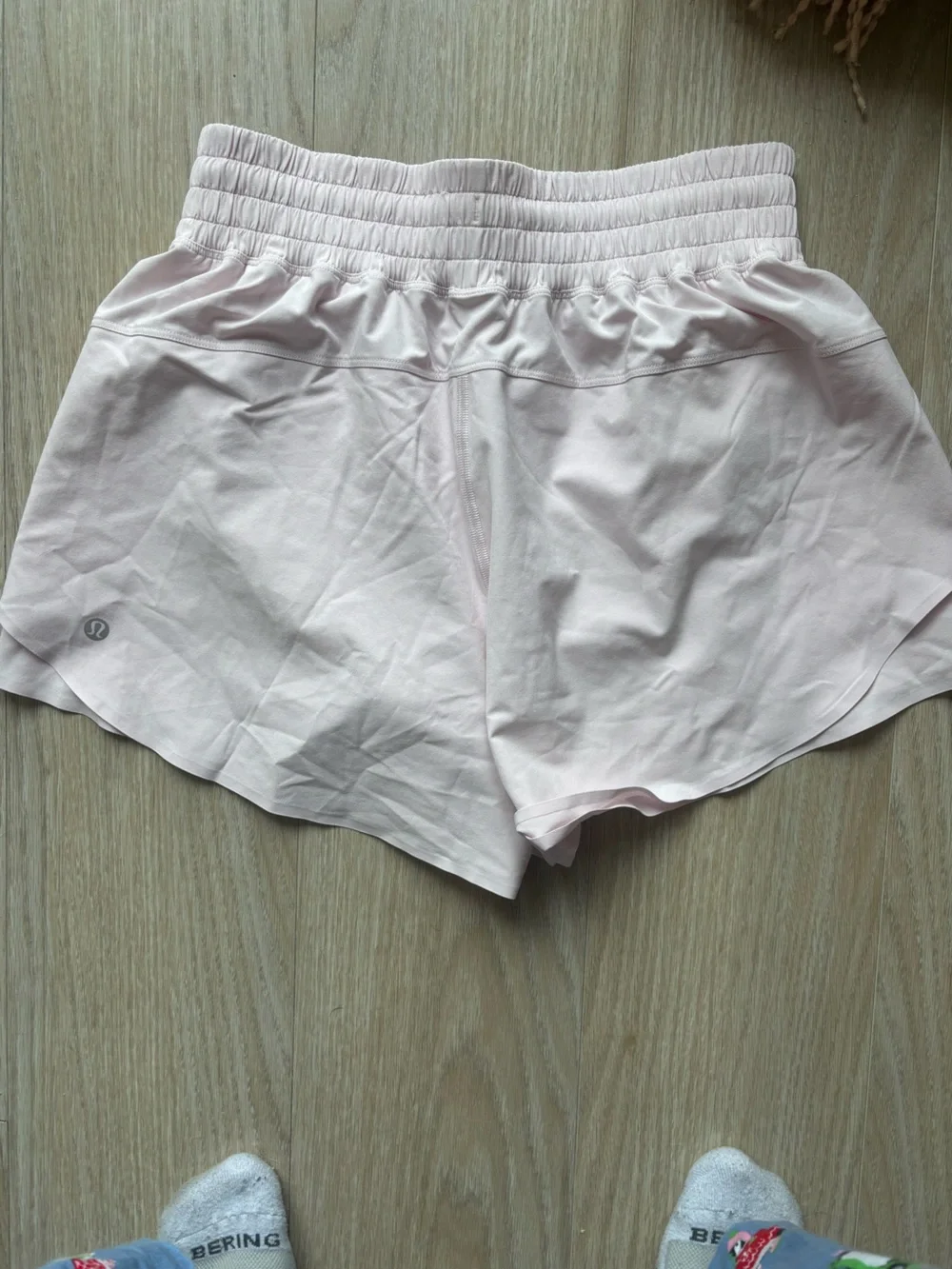 Lululemon Pink pearl hotty hot shorts 2.5 inch